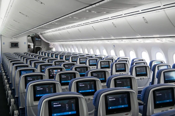 Los pasajeros de Air Europa destacan su puntualidad y el profesionalismo de la tripulación a bordo 